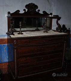 Cassettiera d'antiquariato