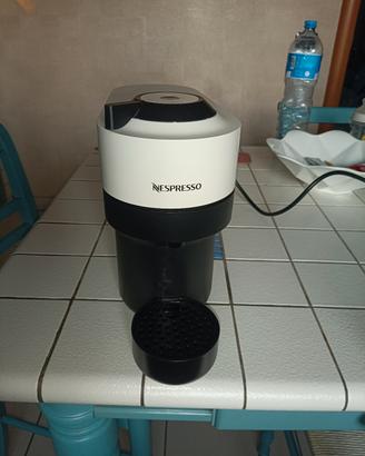 Macchina del Caffè Nespresso Vertuo Pop 