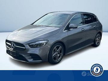 Mercedes-Benz Classe B 180d Automatic AMG Lin...