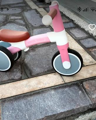triciclo senza pedali 