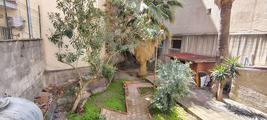 200mq con giardino e terrazza pressi via Umberto