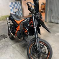 KTM 690 Smr