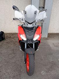 Aprilia SR GT SPORT 125 PERFETTO