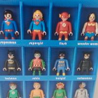 espositore personaggi Funko 