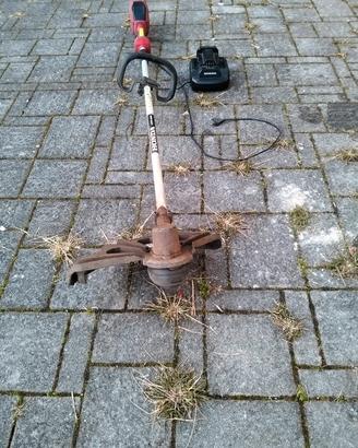 decespugliatore Honda a batteria 