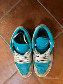 NIKE DUNK AZZURRE CON SWOOSH VIOLA