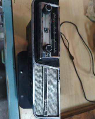 autoradio d'epoca Autovox modello PIPER