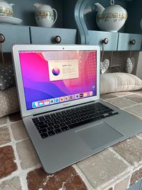 Macbook Air (13-inch, 2017) + pacchetto office