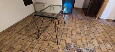 Tavolino ferro battuto