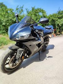 Yamaha R1 2005