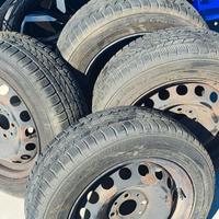 Cerchi con gomme misura 14