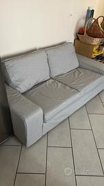 Divano 2 posti Ikea con Pouf