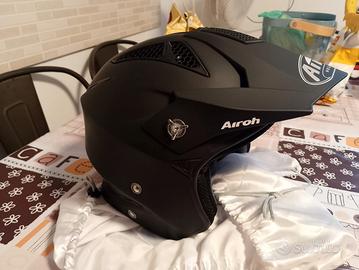 CASCO IN FIBRA AIROH NERO TAGLIA XL NUOVO 
