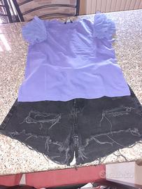 maglietta e pantaloncini 