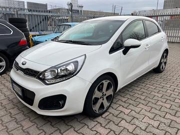 KIA Rio 1.4 CRDi 5p. Cool