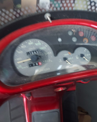 Piaggio hexagon 125