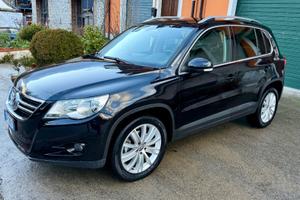 Volkswagen Tiguan 2.0 TDI DPF 4MOTION tiptronic Sp