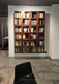 Libreria BOOK in legno massello e vetro – di negoz