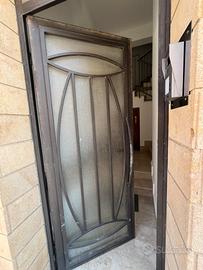 Portone in ferro e vetro