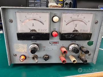 Alimentatore da banco Larcet AST 40/2