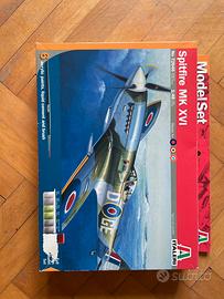 Modellino spitfire di plastica