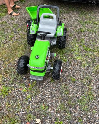 Trattore a pedali peg perego