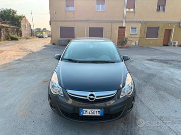 Opel corsa 2012 neopatenti