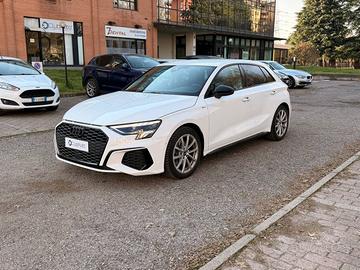 Audi A3 Sportback 35 1.5 tfsi mhev S line edition 