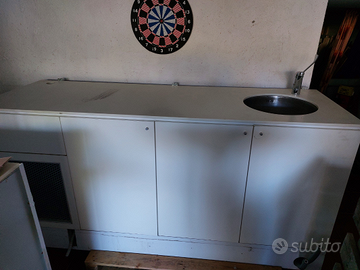 Bancone con vetrina orizzonale negativa