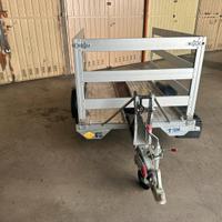 Carrello porta moto del 2008 con sponde permuto