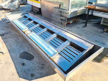 cappa lunga snack con illuminazione usata