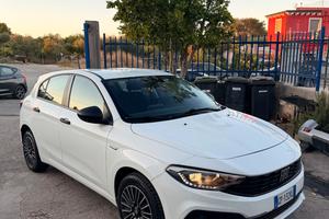 Fiat Tipo 1.5 Hybrid DCT 5 porte