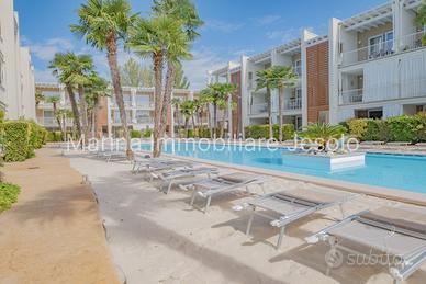 Elegante Appartamento Trilocale a Jesolo con Pisci