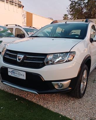 Dacia Sandero Stepway 900 TCe PRESTIGE - 2015