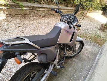Moto Aprilia Pegaso 125