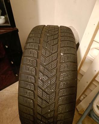 Gomme Pirelli Sottozero 245 50 18 runflat