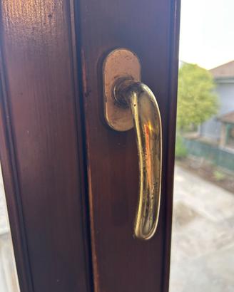 Finestre e porta legno