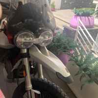 Moto Guzzi v85tt evocative graphics(leggi bene)