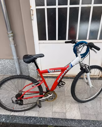 Bicicletta mountain bike m426