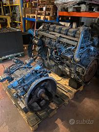 MOTORE E CAMBIO SCANIA 124 LB 6X2 LB 420