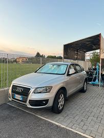 Audi Q5 quattro - 2010
