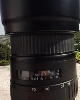 Obiettivo Sigma 28-70  F2.8  per Nikon