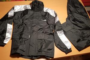 completo antipioggia moto