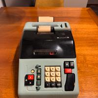 Calcolatore olivetti 22