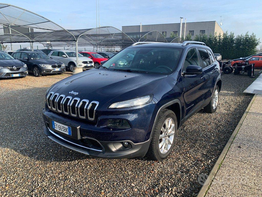 Jeep Cherokee 4ªs. 14-18