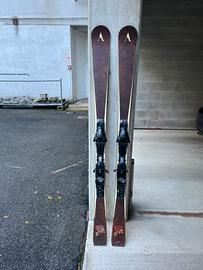 Sci da discesa 160 cm effetto legno con attacchi