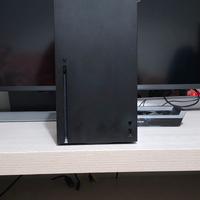 xbox serie x con accessori più due giochi 