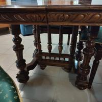 tavolo, due poltrone e due sedie