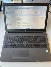 Notebook HP 250 G7 i5 / 16gb / SSD BATTERIA NUOVA