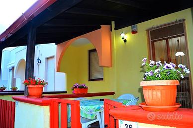 PRENOTA PRIMA Villetta Yellow Lido Marini